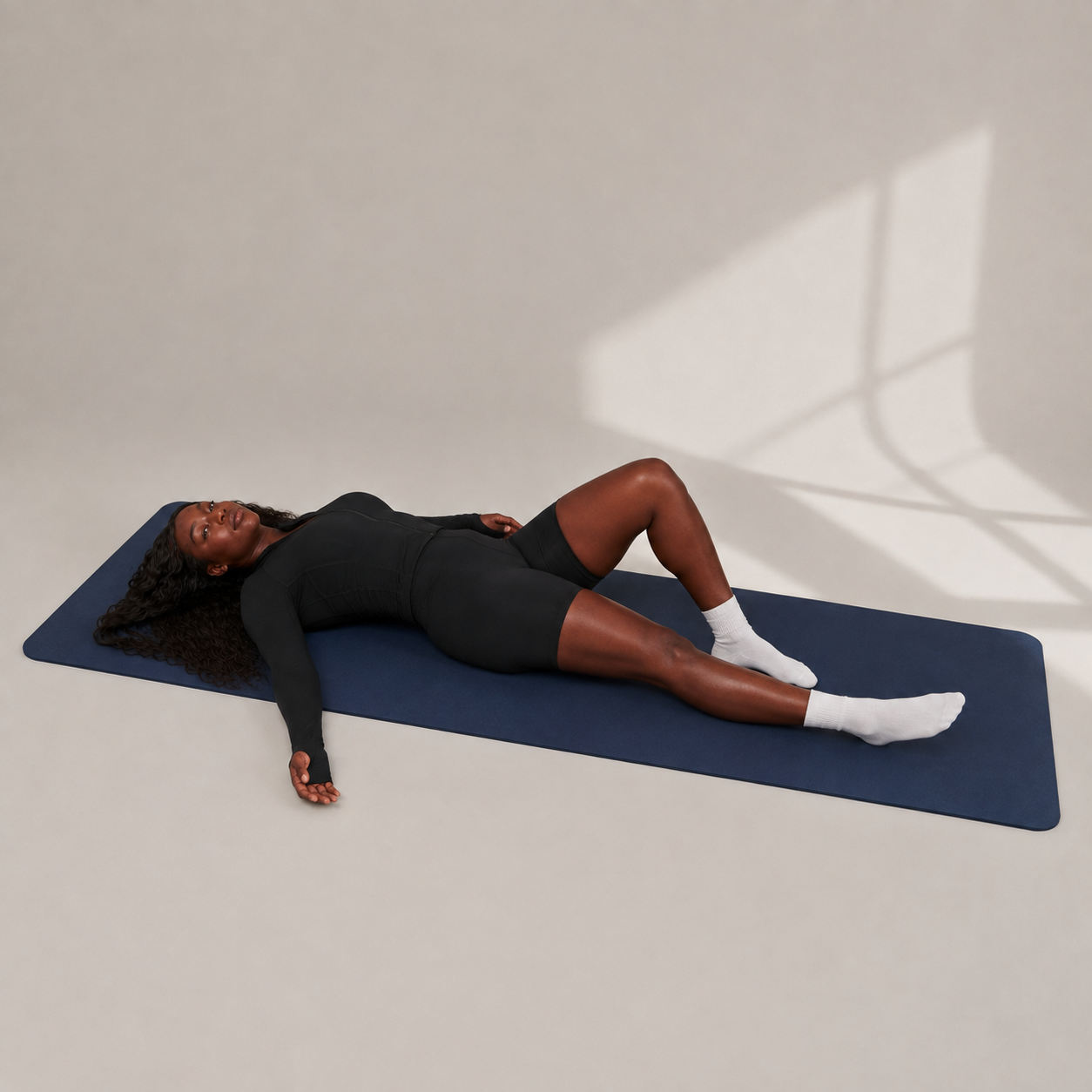 navy  - lifestyle image 7 